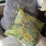 coussin-feuilles